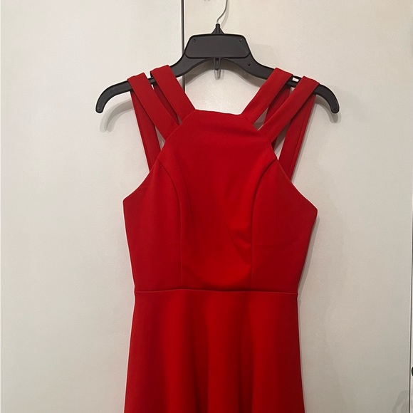 Gently used (worn once) B. Darlin Red cocktail Dress in size 5/6 - Picture 4 of 5